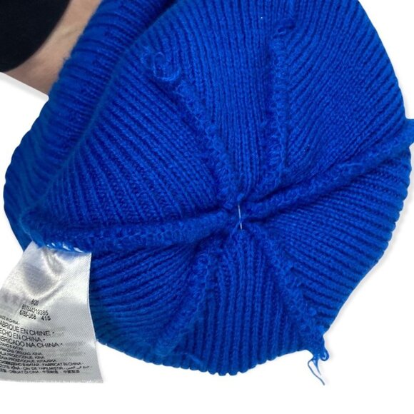 NWT Levis Blue Ribbed Knit Pom Pom Winter Hat Toque Beanie New w Tags Nordstrom - Picture 4 of 10